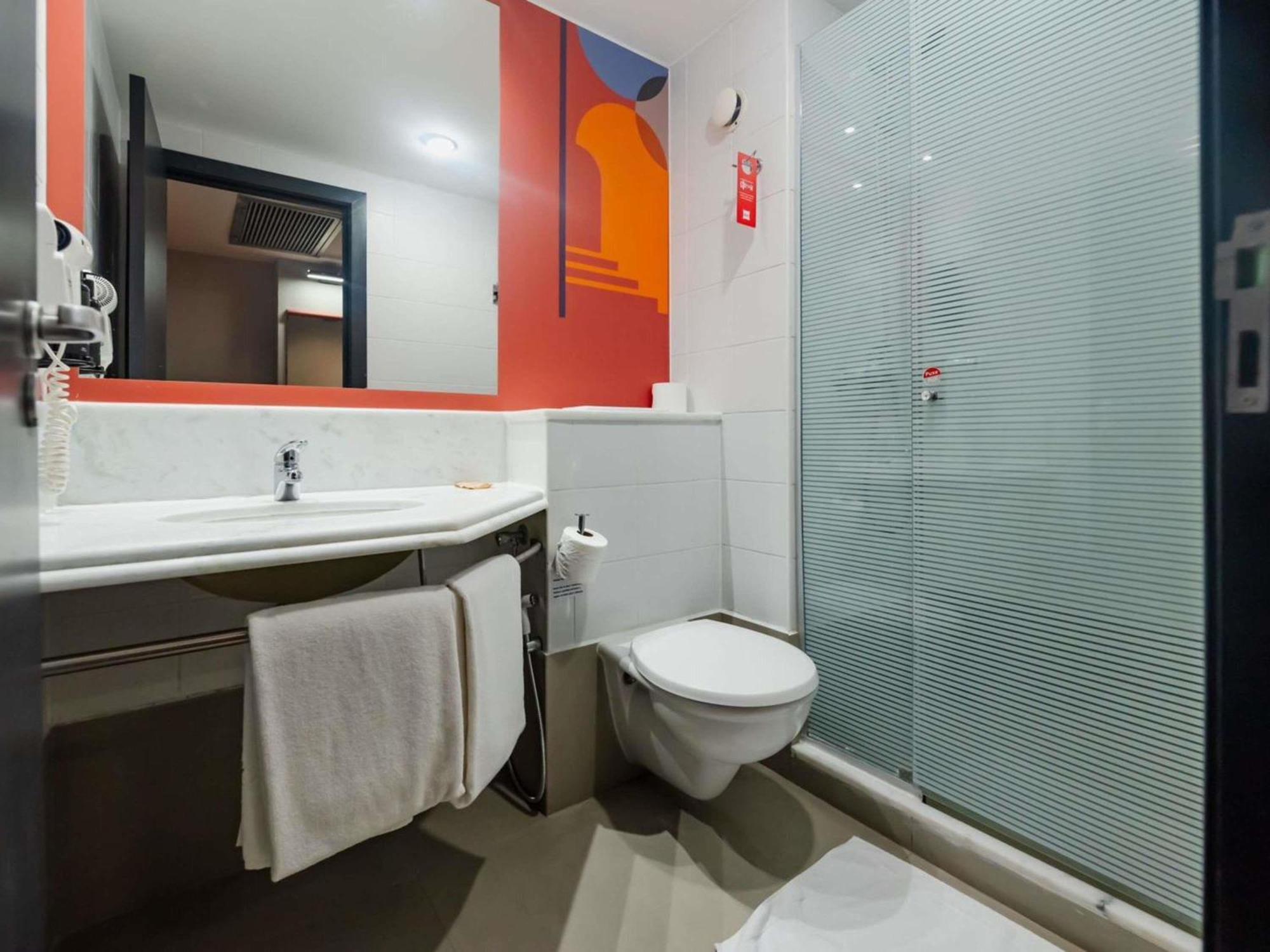 Standard Triple Room with Double and Single Bed,1731401607:JPEG